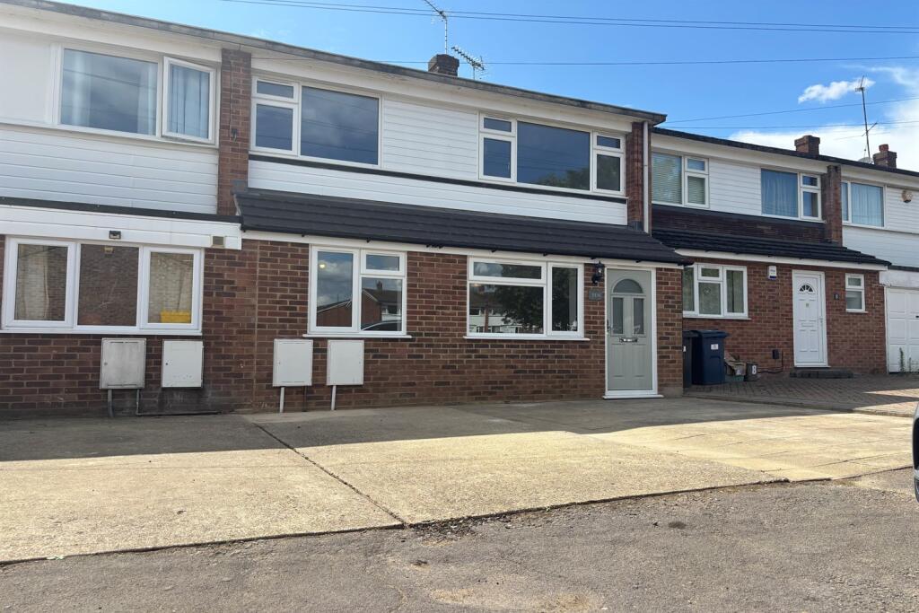 Main image of property: Willowmead Square, Marlow