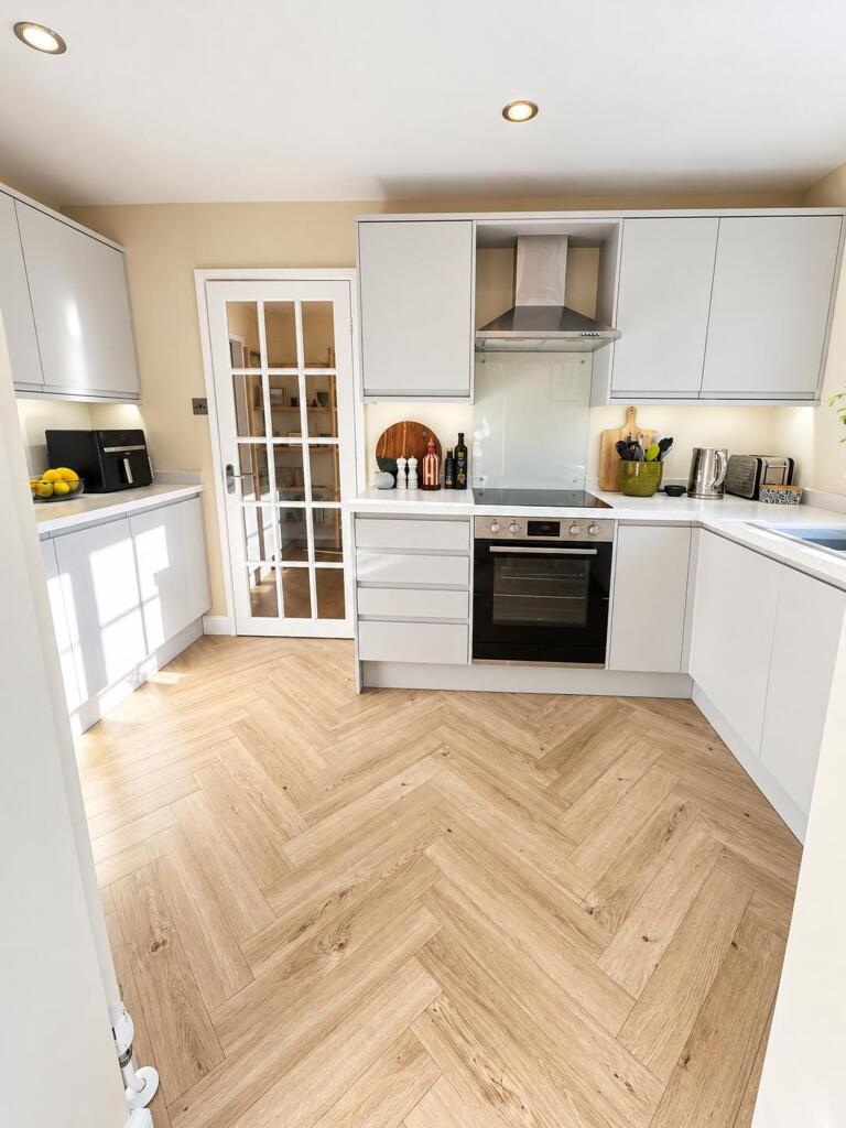 House in Bolton - View 3