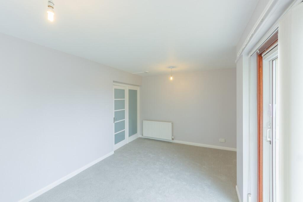 Apartment in Edinburgh - View 4