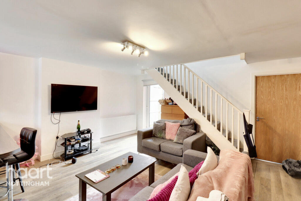 4-bed terraced on Kilbourn Street, Nottingham, £300,000