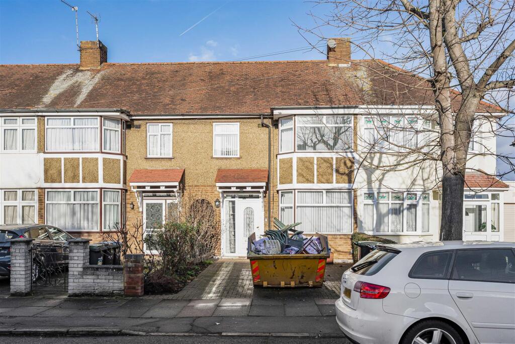3-bed terraced on Chestnut Road, Enfield, £460,000