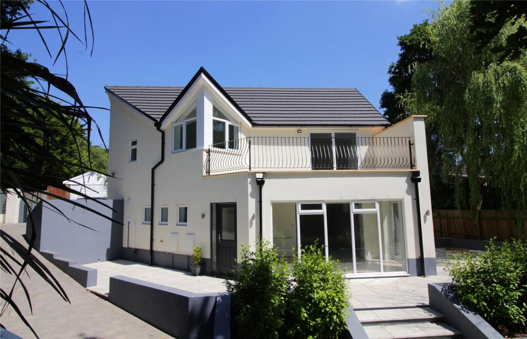 Manor Road, New Milton, Hampshire, BH25