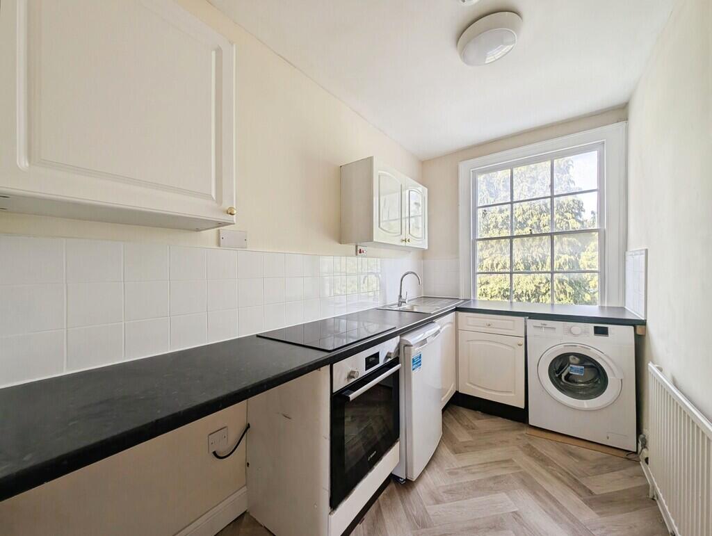 Apartment in Bath - View 3