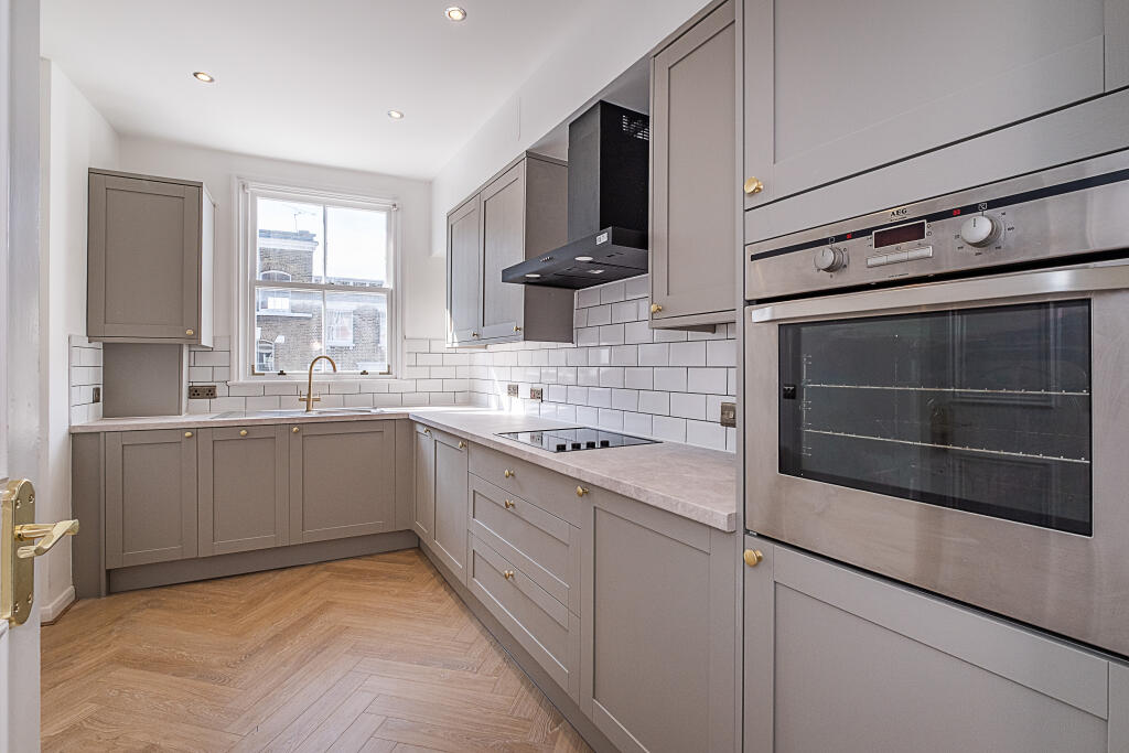 Apartment in London - View 2