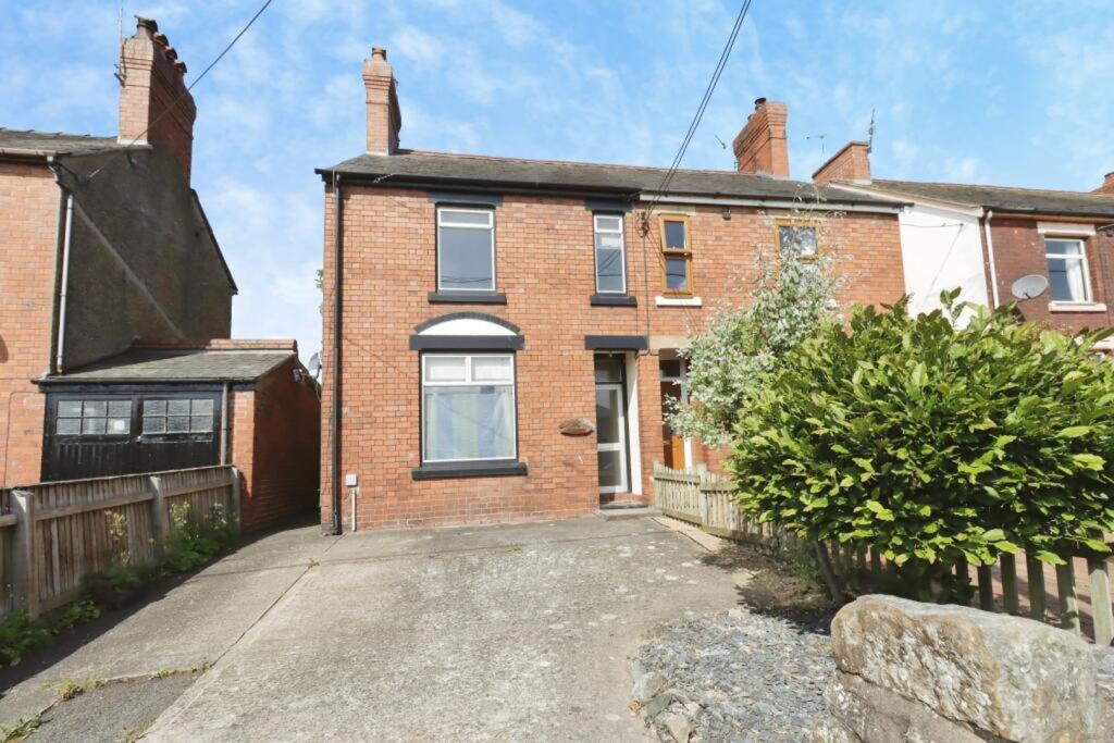 Main image of property: Chestnutside, Oswestry, SY10