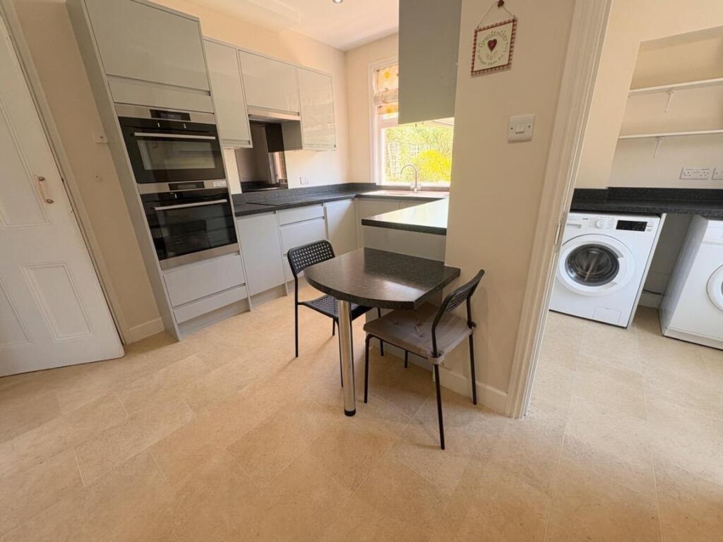 The Avenue, Spinney Hill, Northampton NN3 - View 5