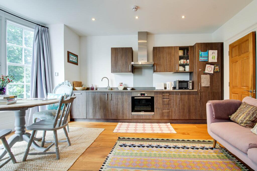 Apartment in Lewes, Cliffe - View 5
