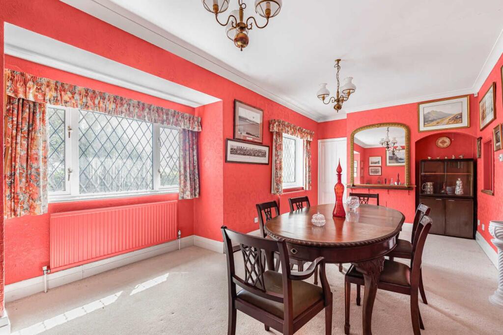 House in Torquay, Torbay - View 3