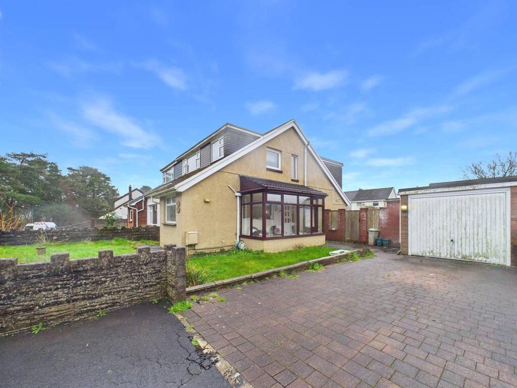 Main image of property: Cwmrhydyceirw, Swansea, SA6