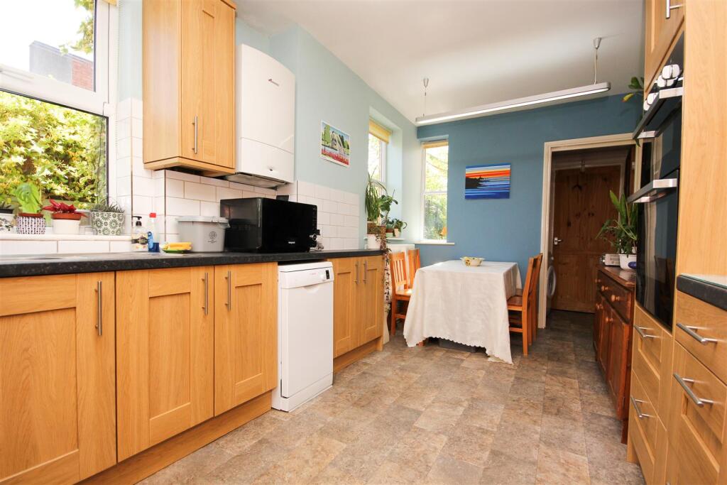 House in Rushden, North Northamptonshire - View 4