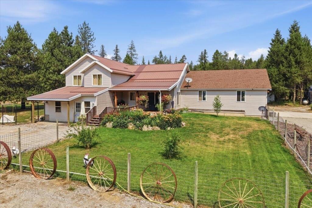 Main image of property: Washington, Pend Oreille County, Newport