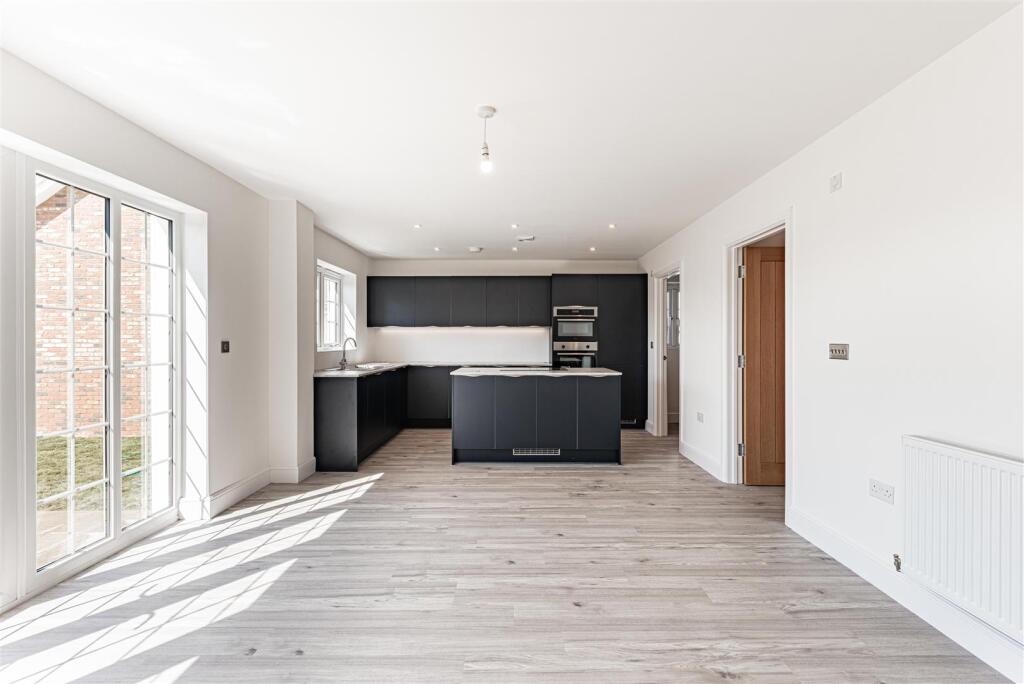 House in Dover, Upper Walmer, Walmer - View 3