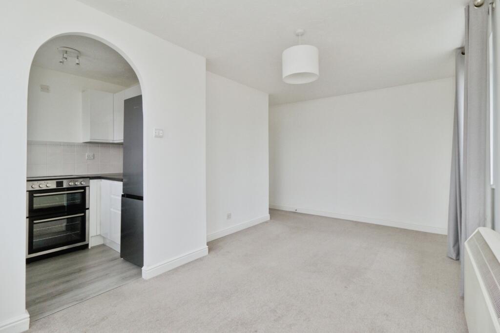 Apartment in London, Royal Borough of Greenwich - View 2