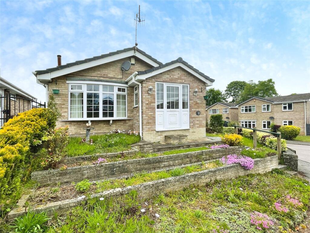 Main image of property: Draycott Place, Dronfield Woodhouse, Dronfield, Derbyshire, S18