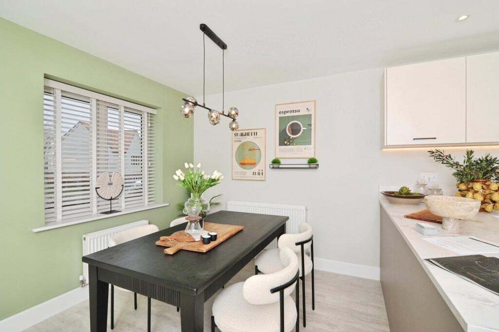 House in Tonbridge - More