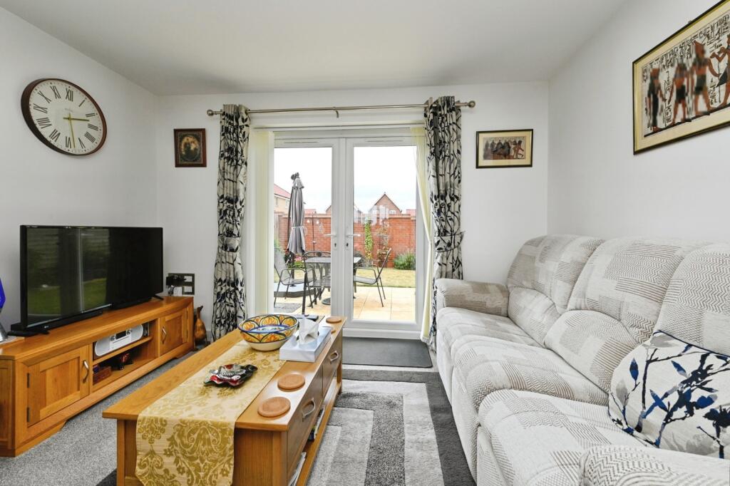 Yarrow Drive, Hunstanton, Norfolk, PE36 photo 2