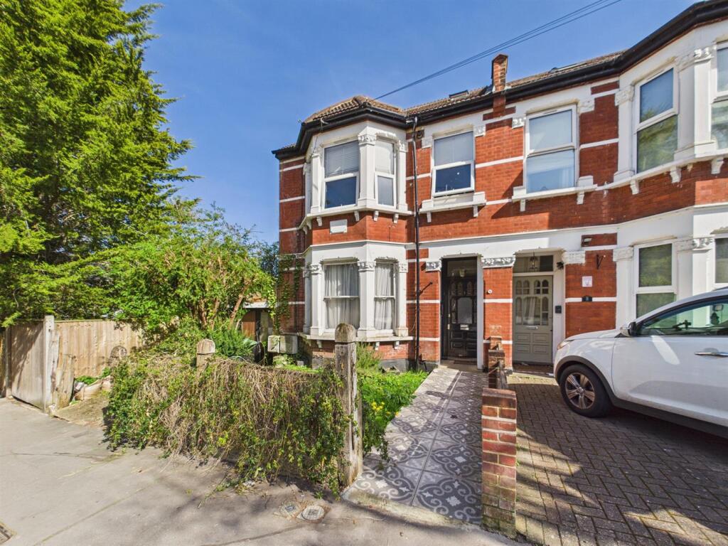 Main image of property: Blenheim Park Road, South Croydon