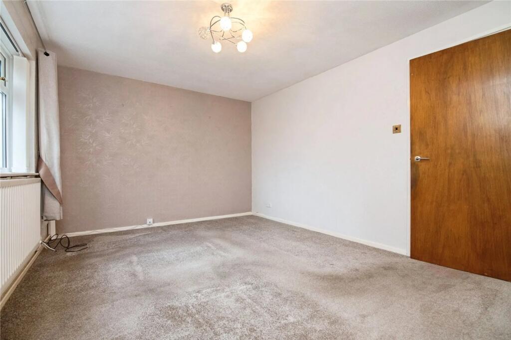 House in Redditch, Worcestershire - View 5