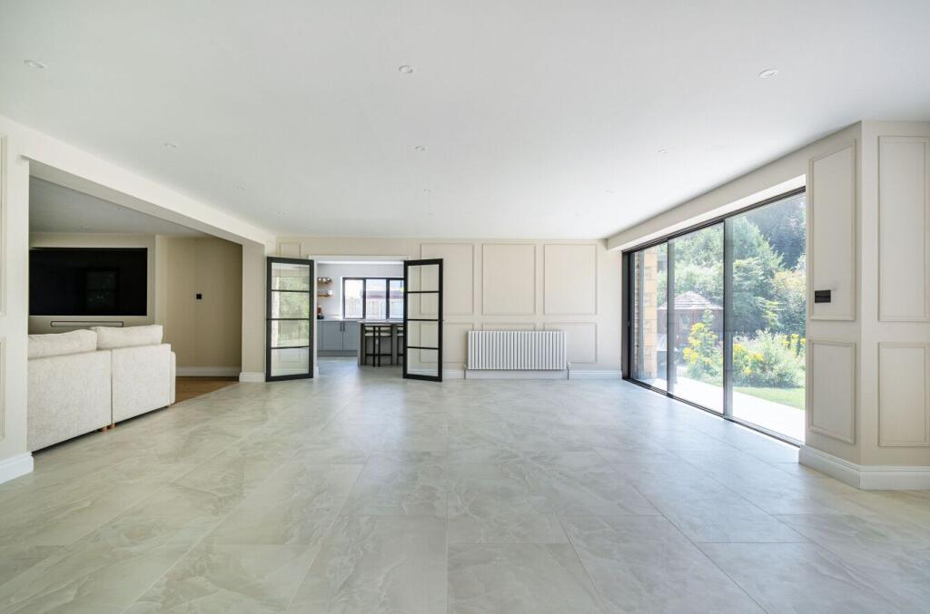 Westbury Road, Warminster, BA12 - View 4