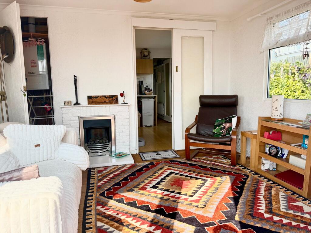 House in Portishead, Redcliffe Bay - View 5