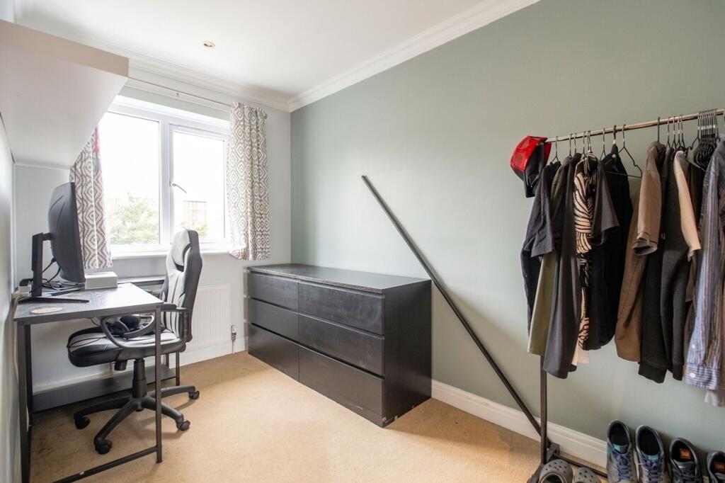 House in Salisbury - View 5