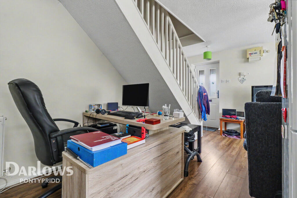 Main image of property: Cefn Close, Pontypridd