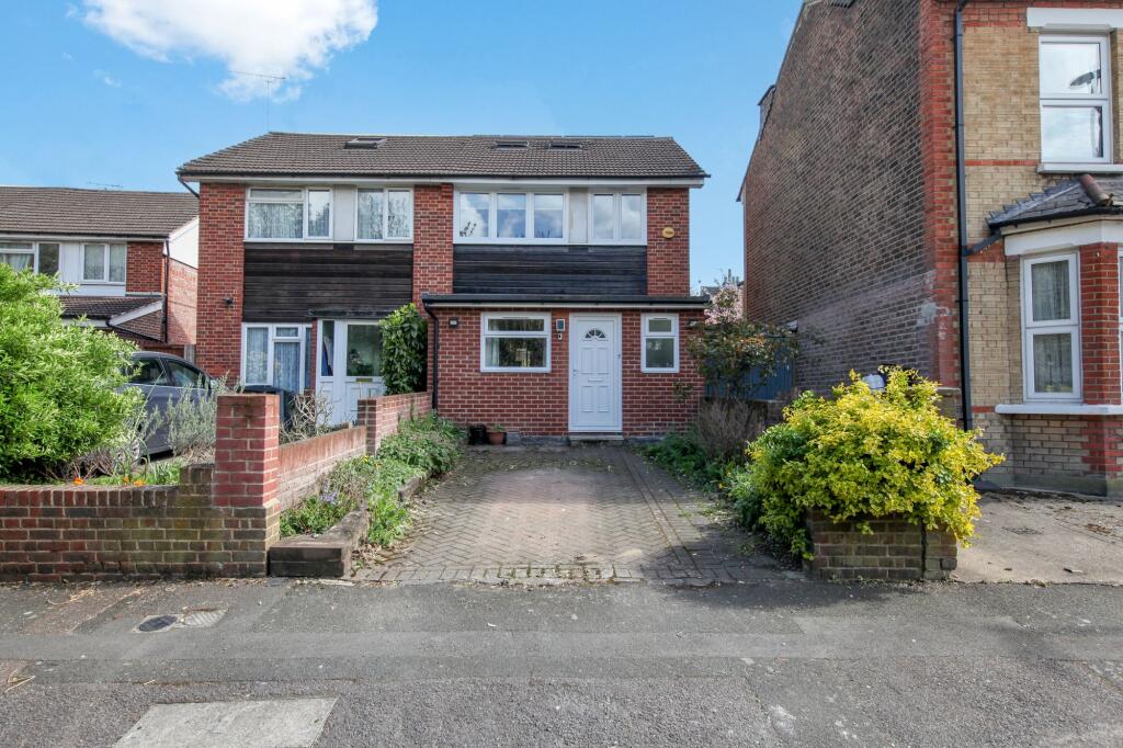 3-bed house on Kemble Road, Croydon, CR0, £525,000
