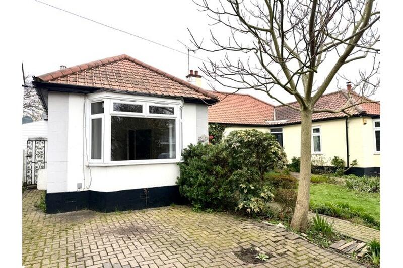 Main image of property: Prittlewell Chase, Westcliff-on-Sea, Essex