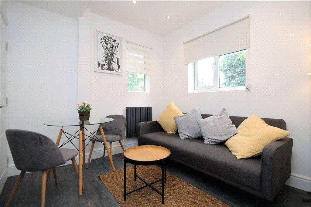 Main image of property: The Avenue, Coulsdon, CR5