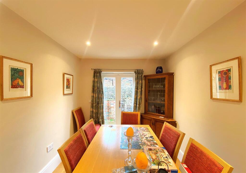 House in Tonbridge - View 5