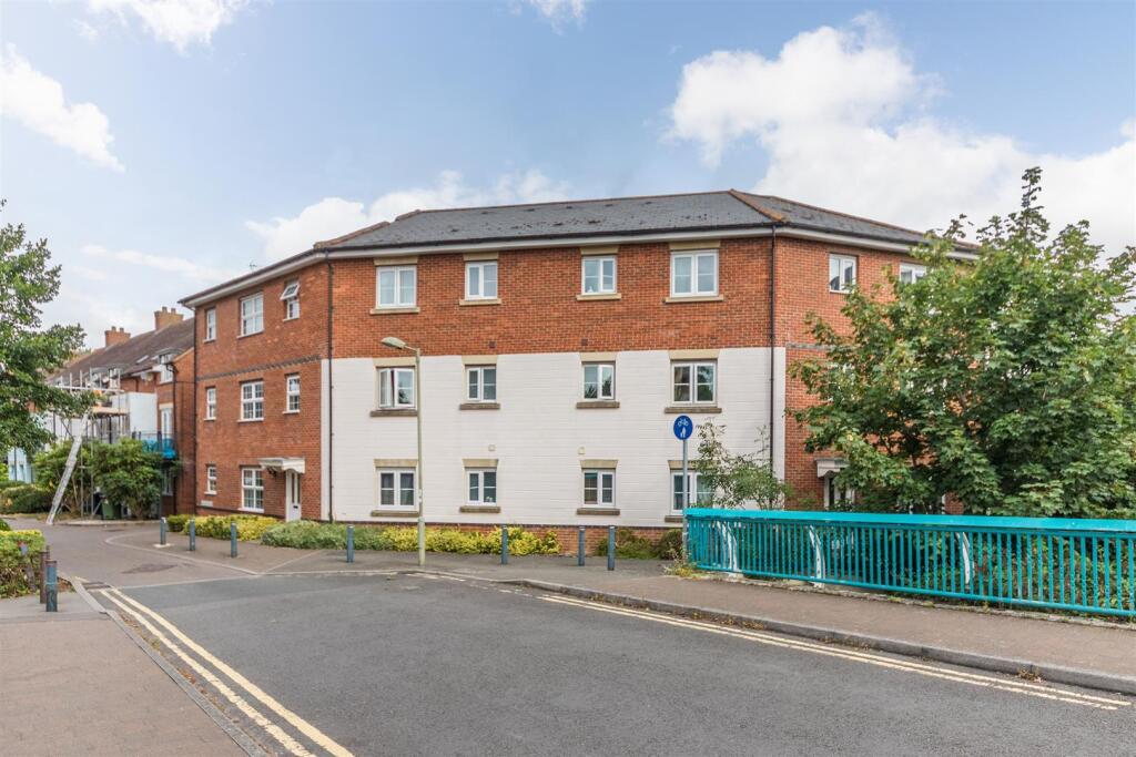 Main image of property: Balcombe Court, Smiths Wharf, Wantage