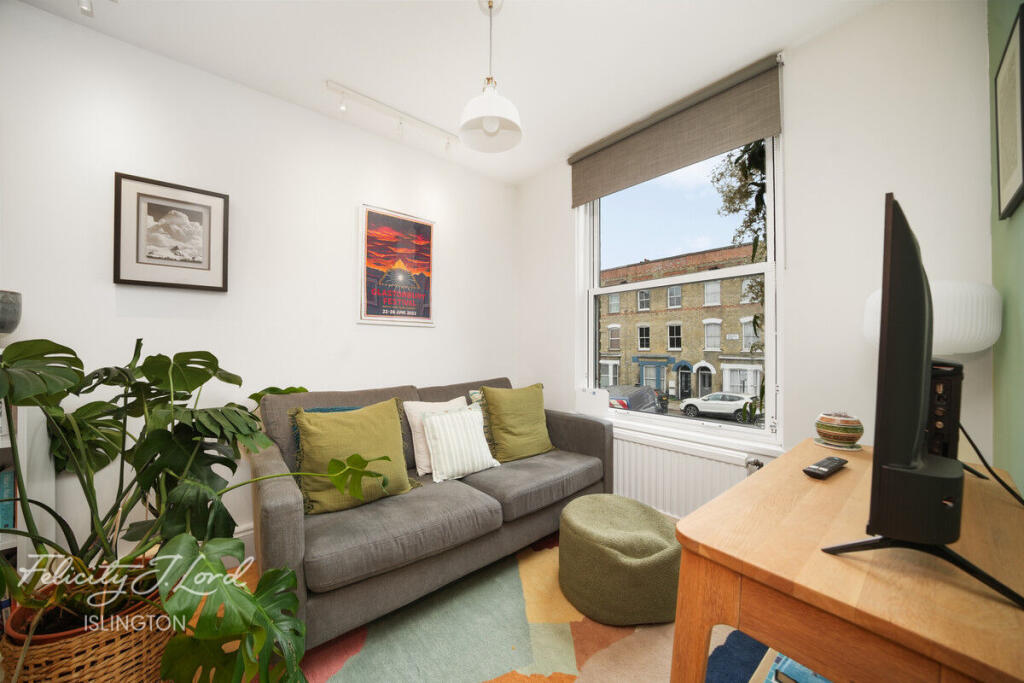 Main image of property: Fonthill Road, London N4