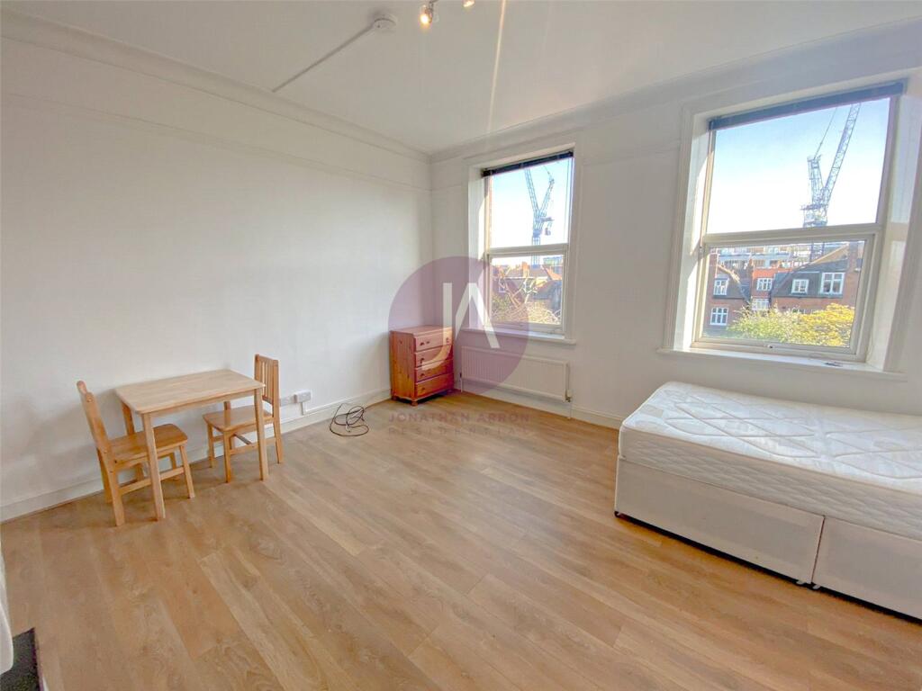 Studio apartment for rent