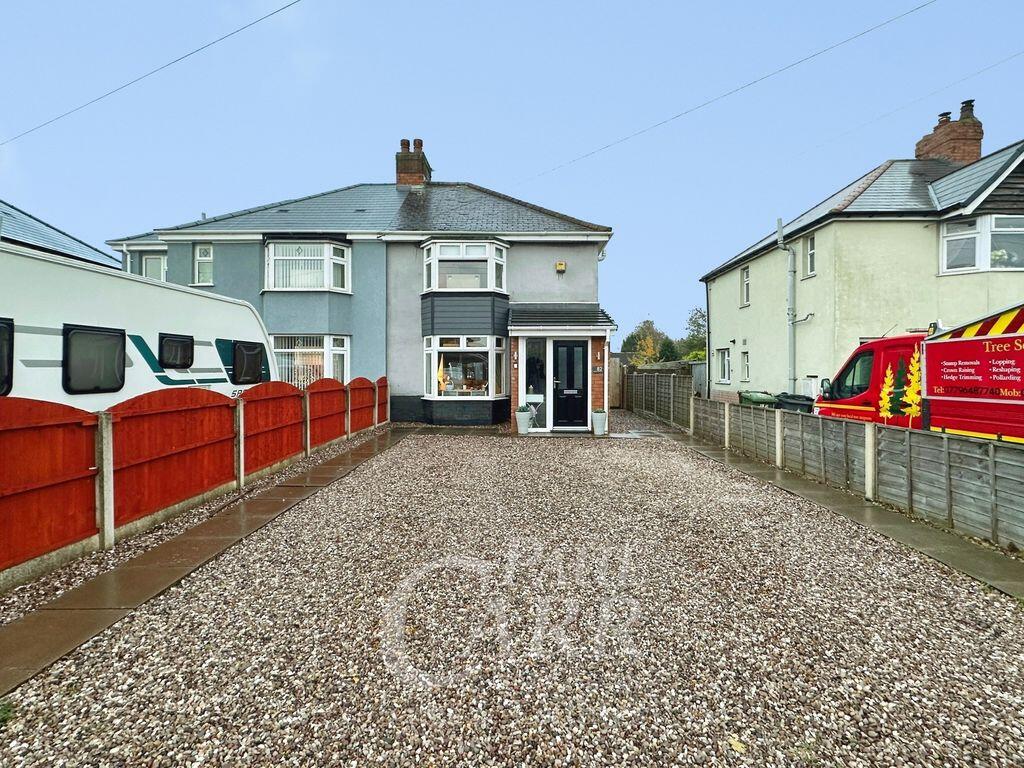 3-bed semi-detached on Wolverhampton Road, Pelsall, WS3 4AE, £260,000