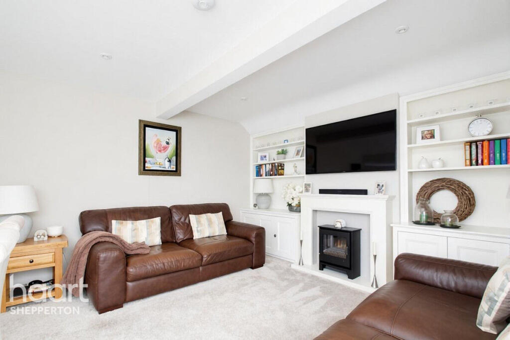 House in Twickenham - View 5