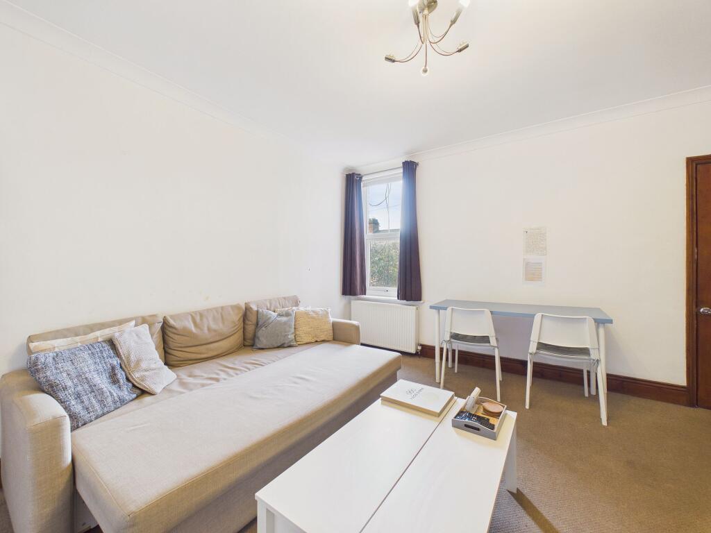 Apartment in Gateshead, North East - View 6