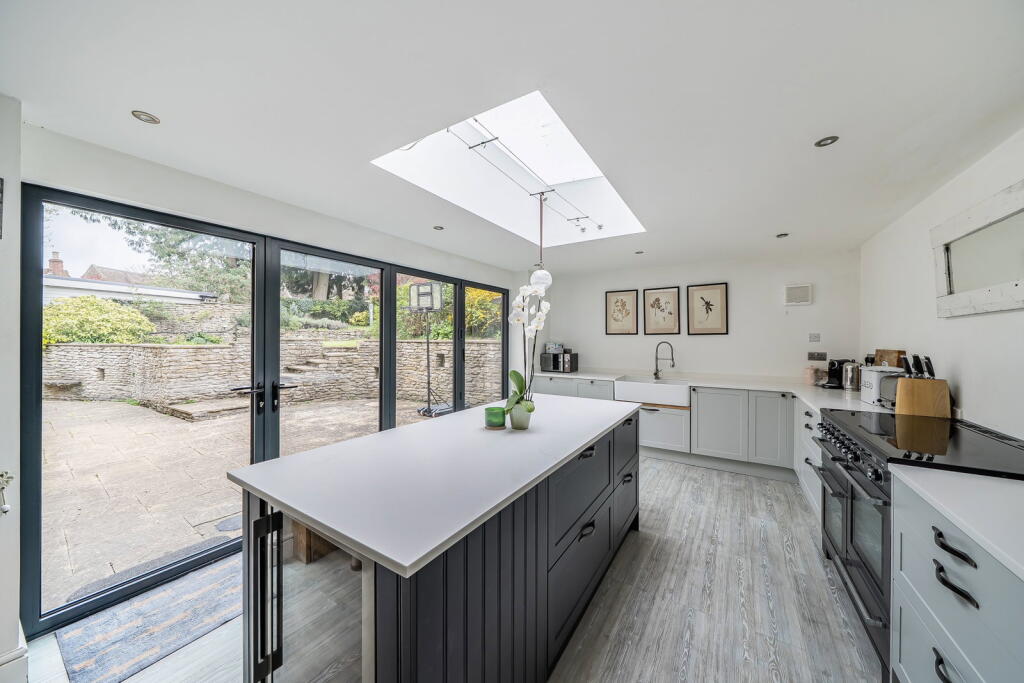 Additional image 9 of The Manse, Bath Road, Beckington BA11 6SW