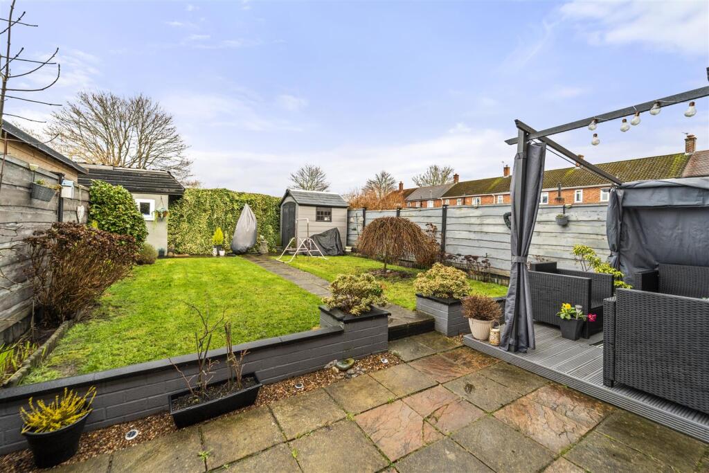 Birch Road, Partington, Manchester photo 4