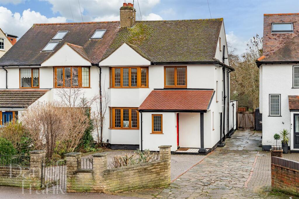 Main image of property: Station Road, Loughton
