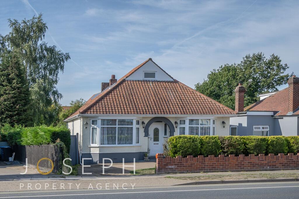Main image of property: Felixstowe Road, Ipswich, IP3