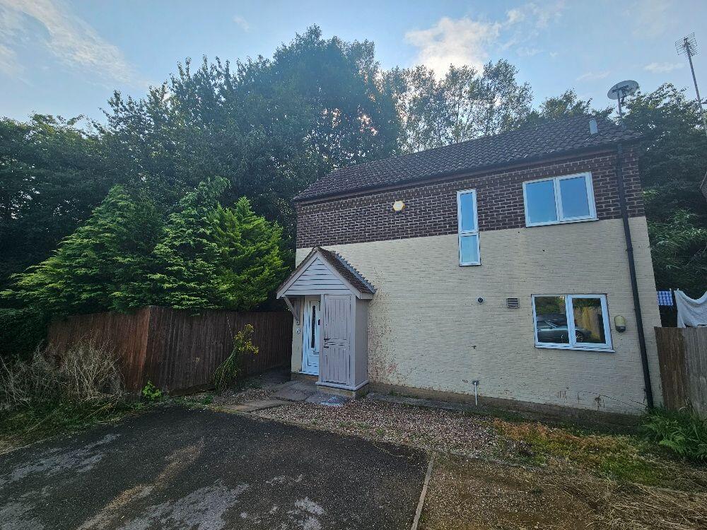 Main image of property: Forsythia Walk, Banbury, OX16 1YR