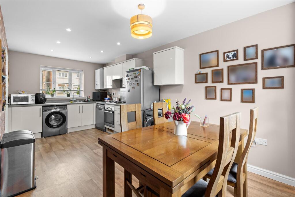 House in Wealden, Hailsham - View 4