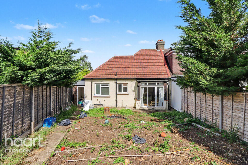 House in Coulsdon, Purley - View 5