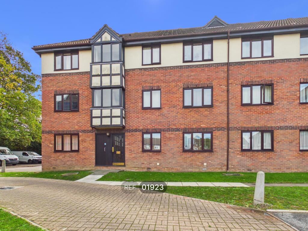 Main image of property: Brinkley Place, Colchester, Essex, CO4 5UX