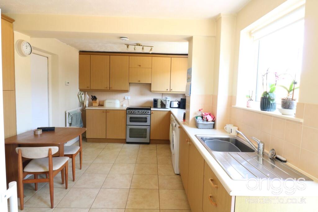 House in South Kesteven, Deeping St. James - More