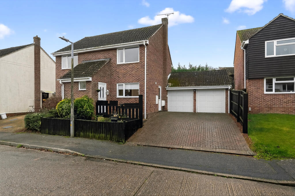 Main image of property: Crunch Croft, Haverhill, CB9