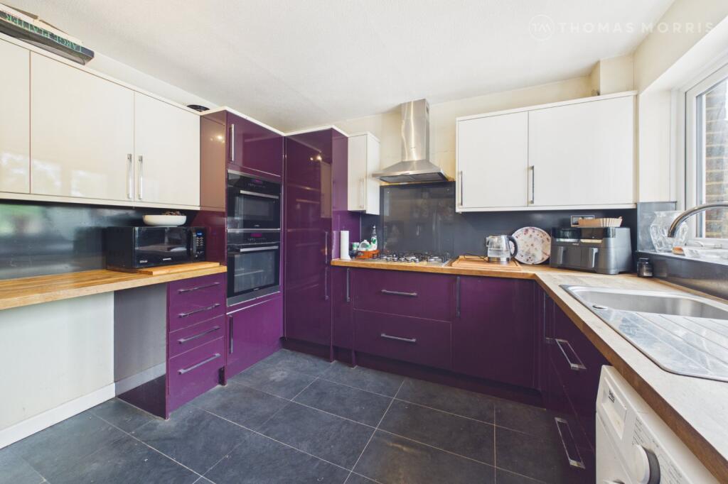 Hayling Avenue, Little Paxton, St. Neots, Cambridgeshire, PE19 photo 3