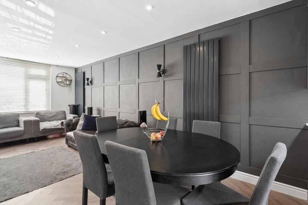House in Watford - View 5