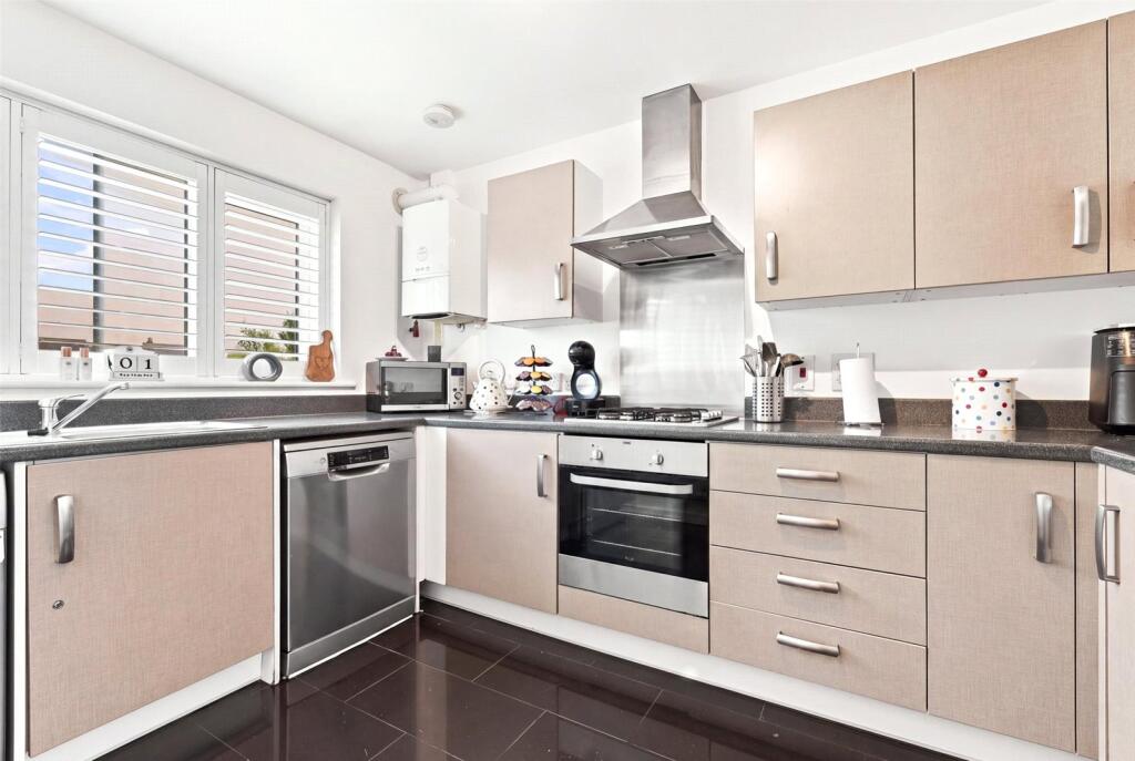 House in Rochford - View 5