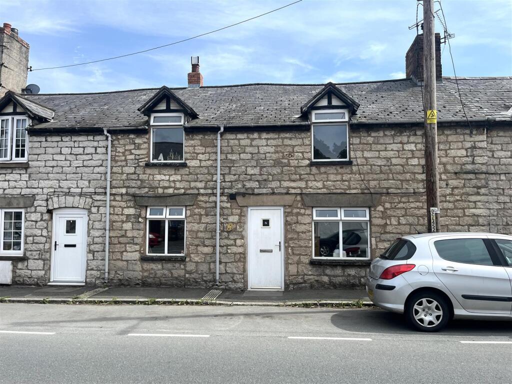 Main image of property: Mwrog Street, Ruthin